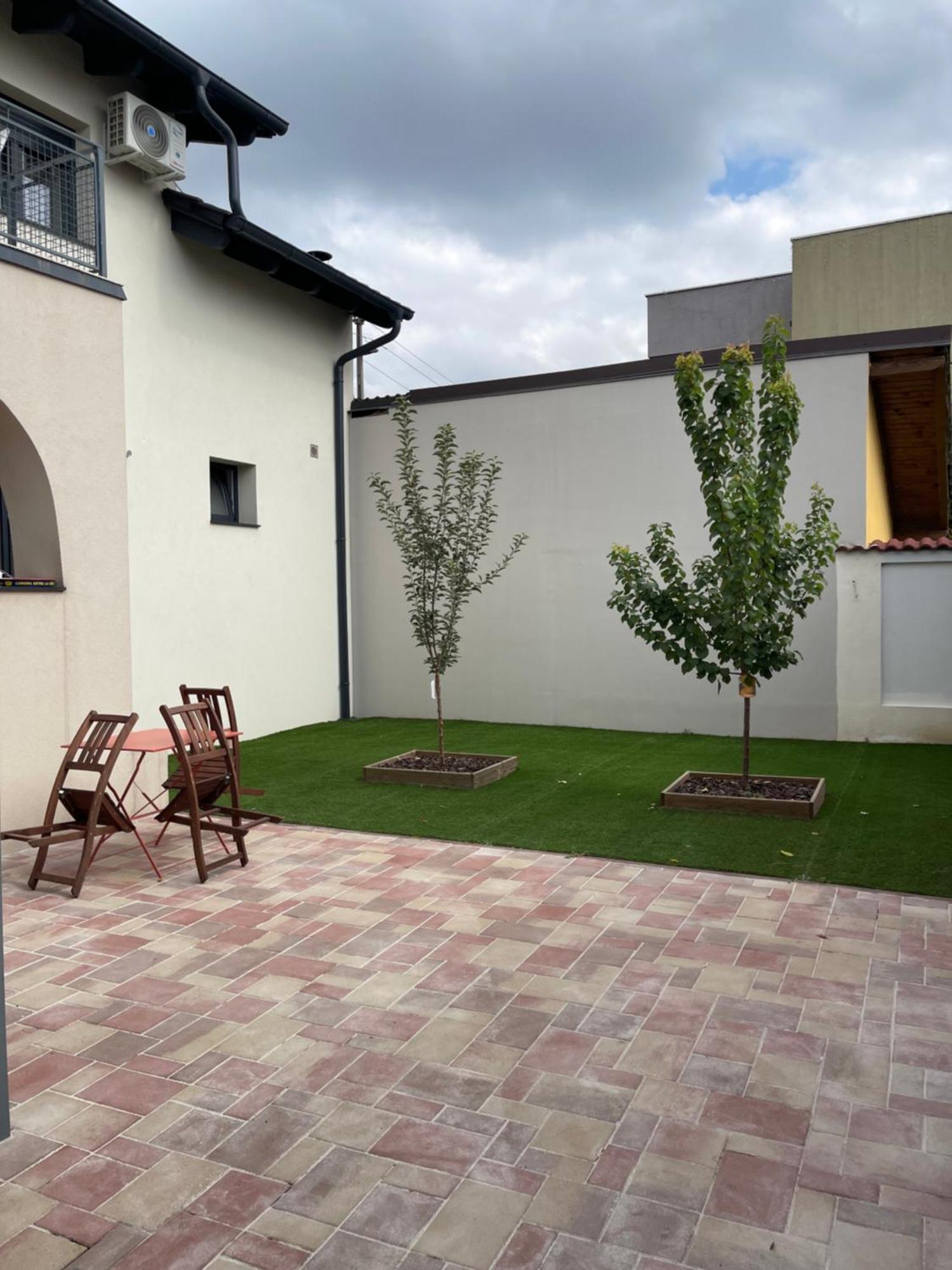 Apartment 6 Confort&Modern Arad Exterior foto